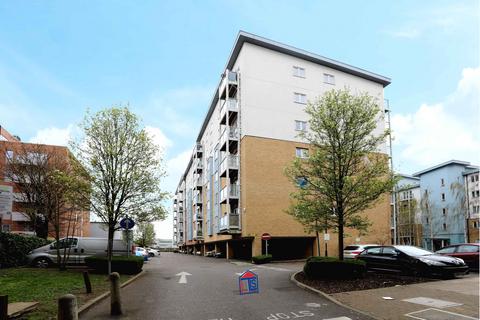 2 bedroom apartment to rent, Mill Street, Slough SL2