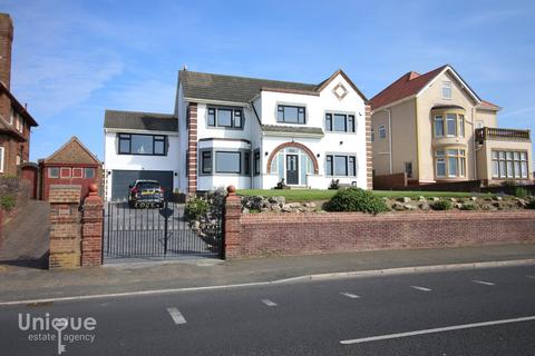 5 bedroom detached house for sale, Queens Promenade, Bispham, Blackpool, Lancashire, FY2