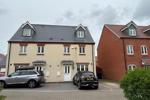 4 bedroom semi-detached house to rent, Fontwell Road,  Bucester,  OX26