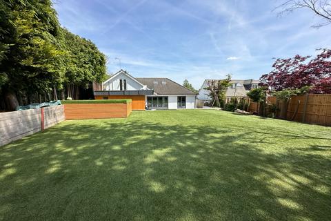 5 bedroom detached house for sale, Liphook Road, Lindford, Hampshire