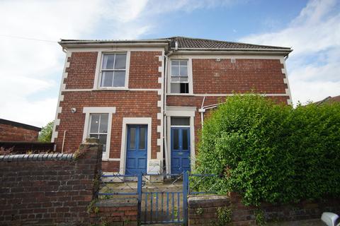 4 bedroom end of terrace house to rent, Bishopston, Bristol BS7