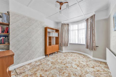 45 Appledore Avenue, Bexleyheath, DA7 6QJ