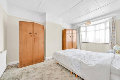 45 Appledore Avenue, Bexleyheath, DA7 6QJ