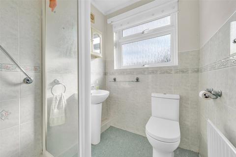 45 Appledore Avenue, Bexleyheath, DA7 6QJ