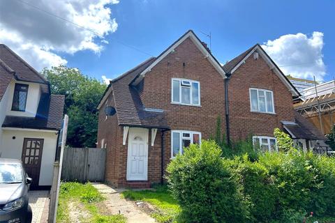 3 bedroom semi-detached house to rent, Raymond Crescent, Guildford, Surrey, GU2