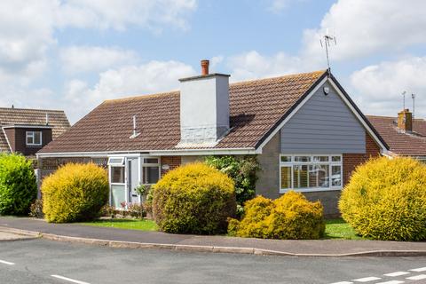 3 bedroom detached bungalow for sale, Chanctonbury Chase, Seasalter, CT5