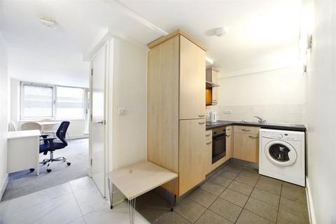 2 bedroom apartment to rent, Artichoke Hill, London, E1W