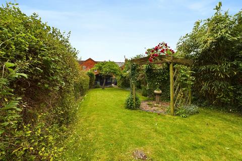 154 Stroud Road, Gloucester, GL1 5JX