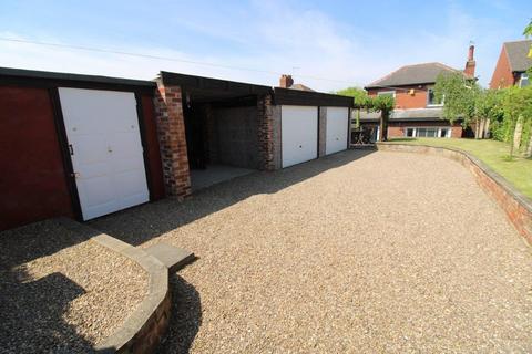 2 bedroom detached house for sale, Harborough Hill Road, Barnsley