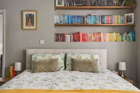 Flat 2, 42 Hornsey Lane Gardens, London, N6 5PB