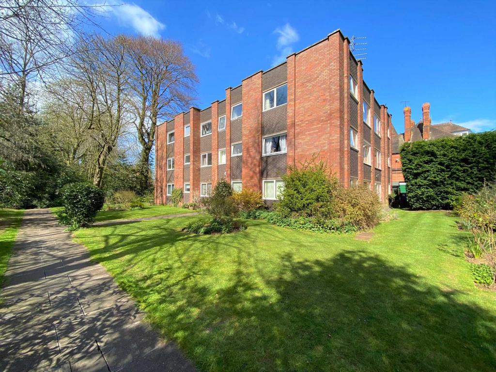 Tettenhall Road, Wolverhampton WV1 2 bed flat £750 pcm (£173 pw)