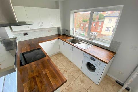 2 bedroom flat to rent, Tettenhall Road, Wolverhampton WV1