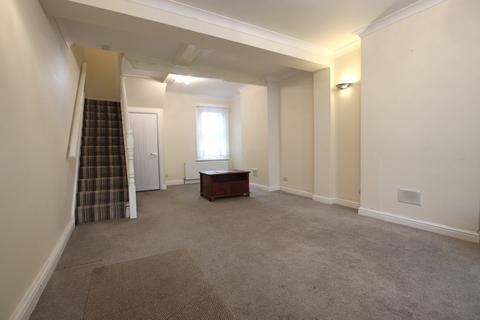 3 bedroom terraced house to rent, Bridport Road, Thornton Heath, CR7