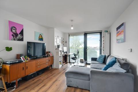 at Chambers Street, North Bermondsey, London SE16