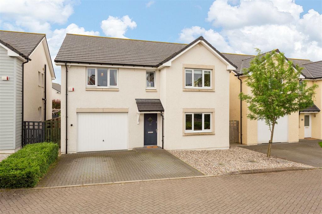 Rowan Place, East Calder EH53 4 bed detached house for sale £375,000