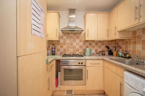 1 bedroom flat for sale, Elizabeth House,  Beaconsfield Road, Waterlooville, PO7 7SW