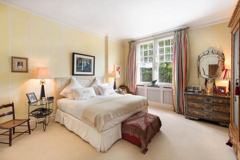 2 bedroom flat for sale, Embankment Gardens, London