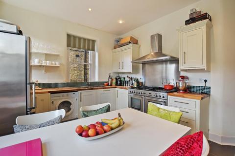 2 bedroom apartment for sale, Castellain Mansions, Castellain Road, London W9