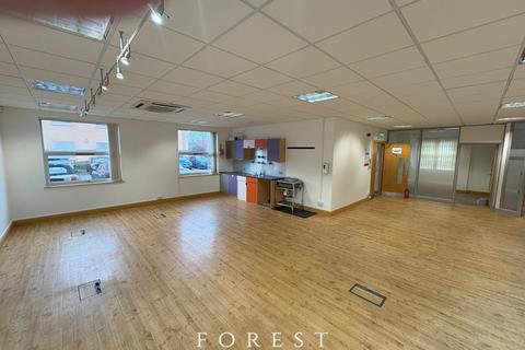 Office to rent, Unit 502, Centennial Park, Borehamwood, WD6 3FG