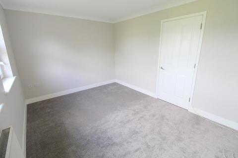 30 Tobermory Close, Slough, SL3 7JG