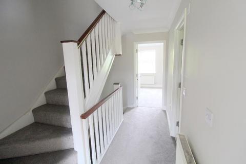30 Tobermory Close, Slough, SL3 7JG