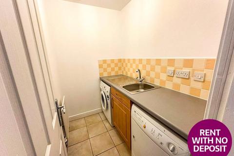 4 bedroom house to rent, Springbank Gardens, Lymm, Cheshire, WA13
