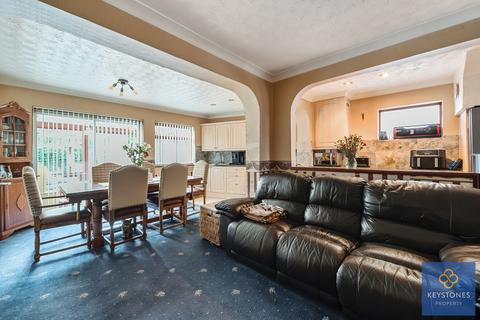 179 Carter Drive, Romford, RM5 2UR