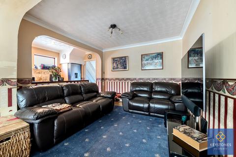 179 Carter Drive, Romford, RM5 2UR