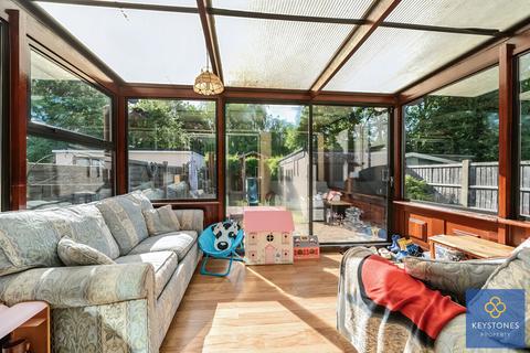179 Carter Drive, Romford, RM5 2UR