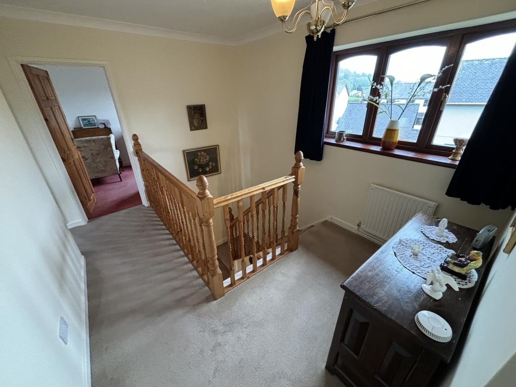 Galleried landing