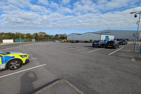 Industrial unit to rent, 700 Fareham Reach Business Park, 166 Fareham Road, Gosport, PO13 0FW