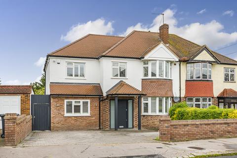 157 Devonshire Way, Croydon, CR0 8BY