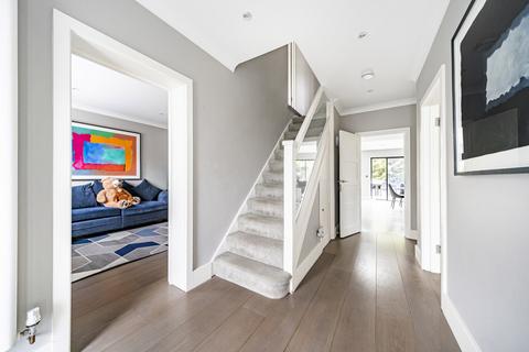 157 Devonshire Way, Croydon, CR0 8BY
