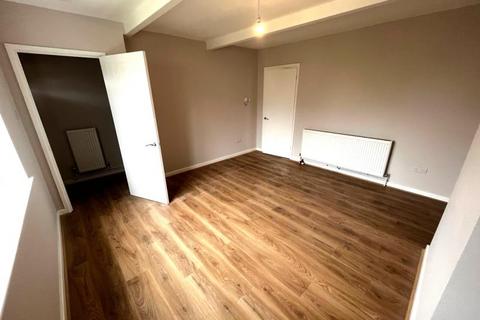 3 bedroom terraced house to rent, Guildford GU2