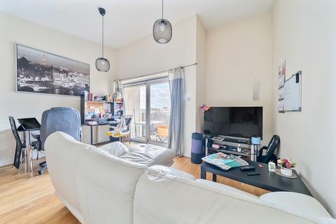 1 bedroom apartment for sale, Lowestoft Mews, Royal Docks, London