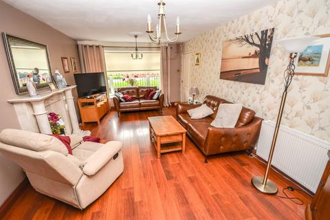 3 bedroom detached house for sale, Prince Of Wales Close, South Shields