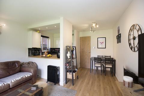 1 bedroom flat for sale, Tucker Road, Chertsey, Surrey