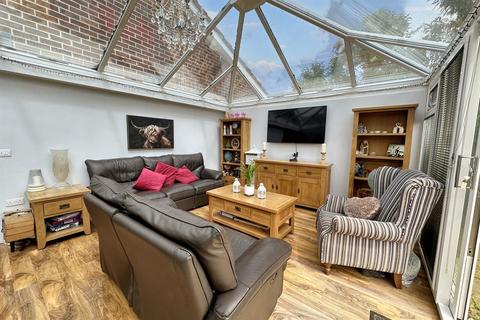 3 bedroom detached bungalow for sale, West Moors