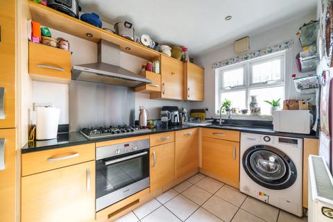 1 Asprey Mews, Beckenham, BR3 3DX