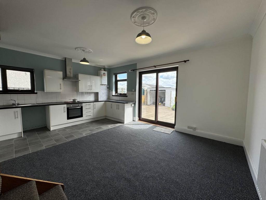 Dining kitchen