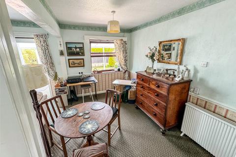 2 bedroom bungalow for sale, Ffordd Corsen, Fairbourne, Gwynedd, LL38