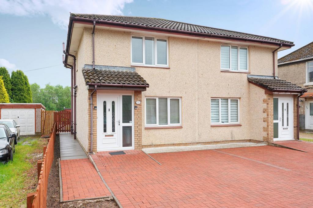 32B India Drive, Inchinnan, Renfrew... 3 bed semidetached house for