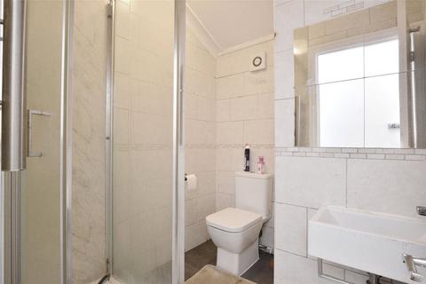 1 bedroom in a house share to rent, Genesta Road, London, SE18