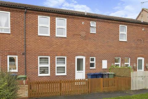 3 bedroom house to rent, Temple Court, ,
