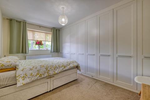 3 Blythe Close, Redditch, B97 5JU