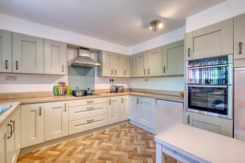 3 Blythe Close, Redditch, B97 5JU