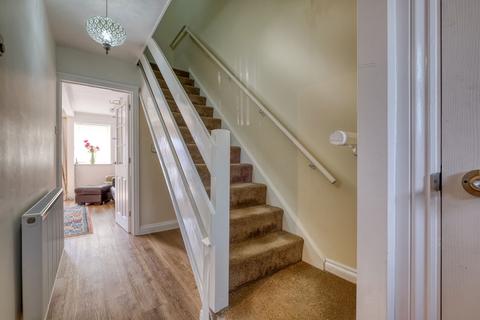 3 Blythe Close, Redditch, B97 5JU