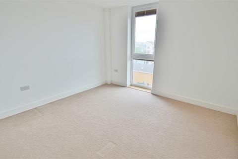 2 bedroom apartment to rent, Newfoundland Way, Bristol BS20