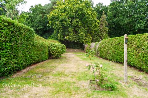 100 New Road, Ascot, SL5 8QQ