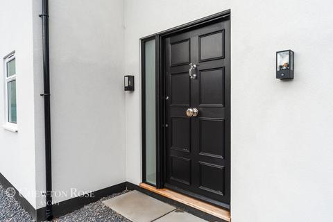 100 New Road, Ascot, SL5 8QQ
